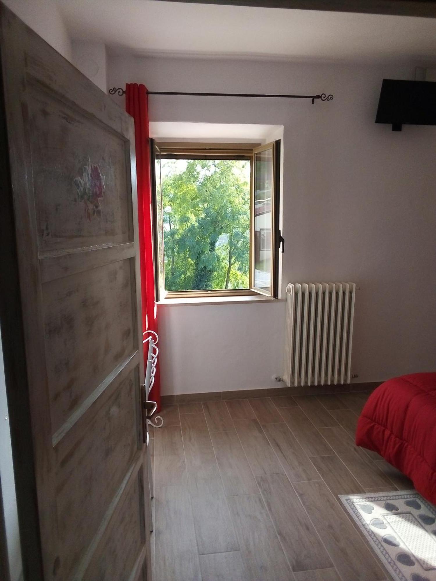 B&B Marcello & Francesca Urbino Phòng bức ảnh